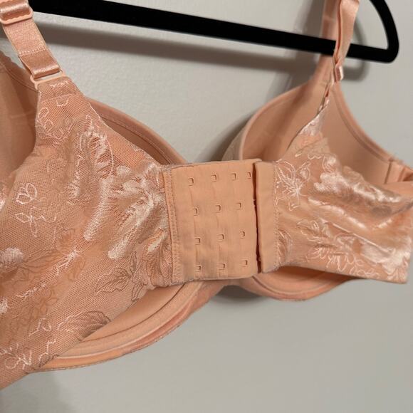 Essential Bodywear Women’s 36E Peach Underwire Bra Style 8124 Lightly Lined Full - Picture 4 of 5